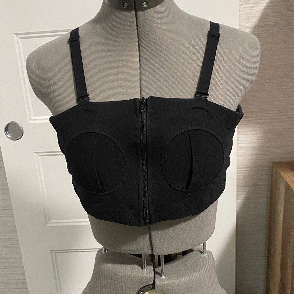Black Pumping Bra